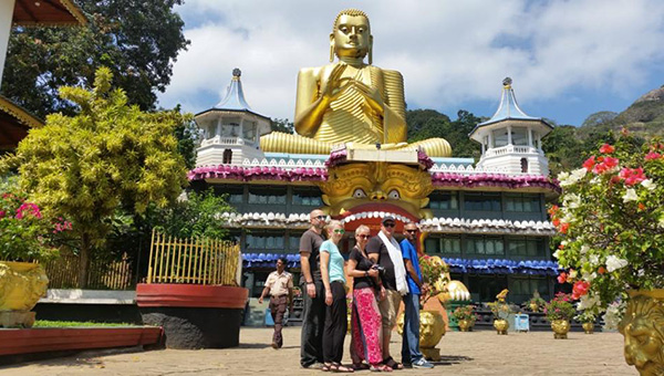 I wanna travel the world